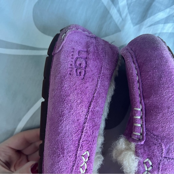 Pink Ugg Slippers - Picture 3 of 6